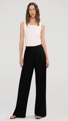 Pull-On Relaxed Trouser in Linen Blend | Black