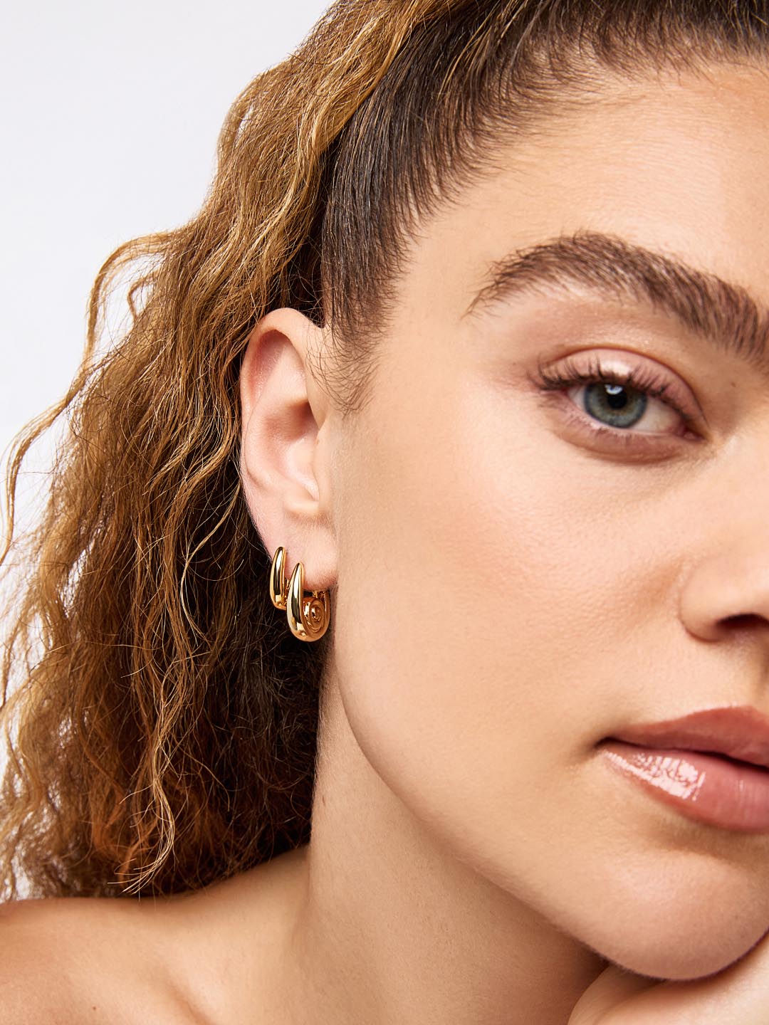 14K Gold Plated Summer Sea Beach Shell Statement Hoop Earrings For Women Ana Luisa Ariel Hoops