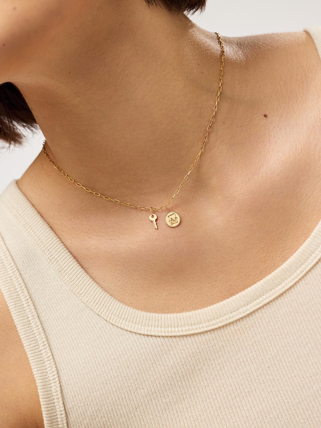 NYC Charm Pendant | 10K Solid Gold