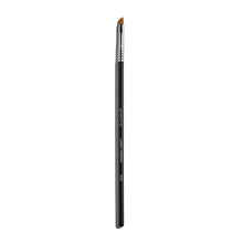 Winged Liner Brush | E06