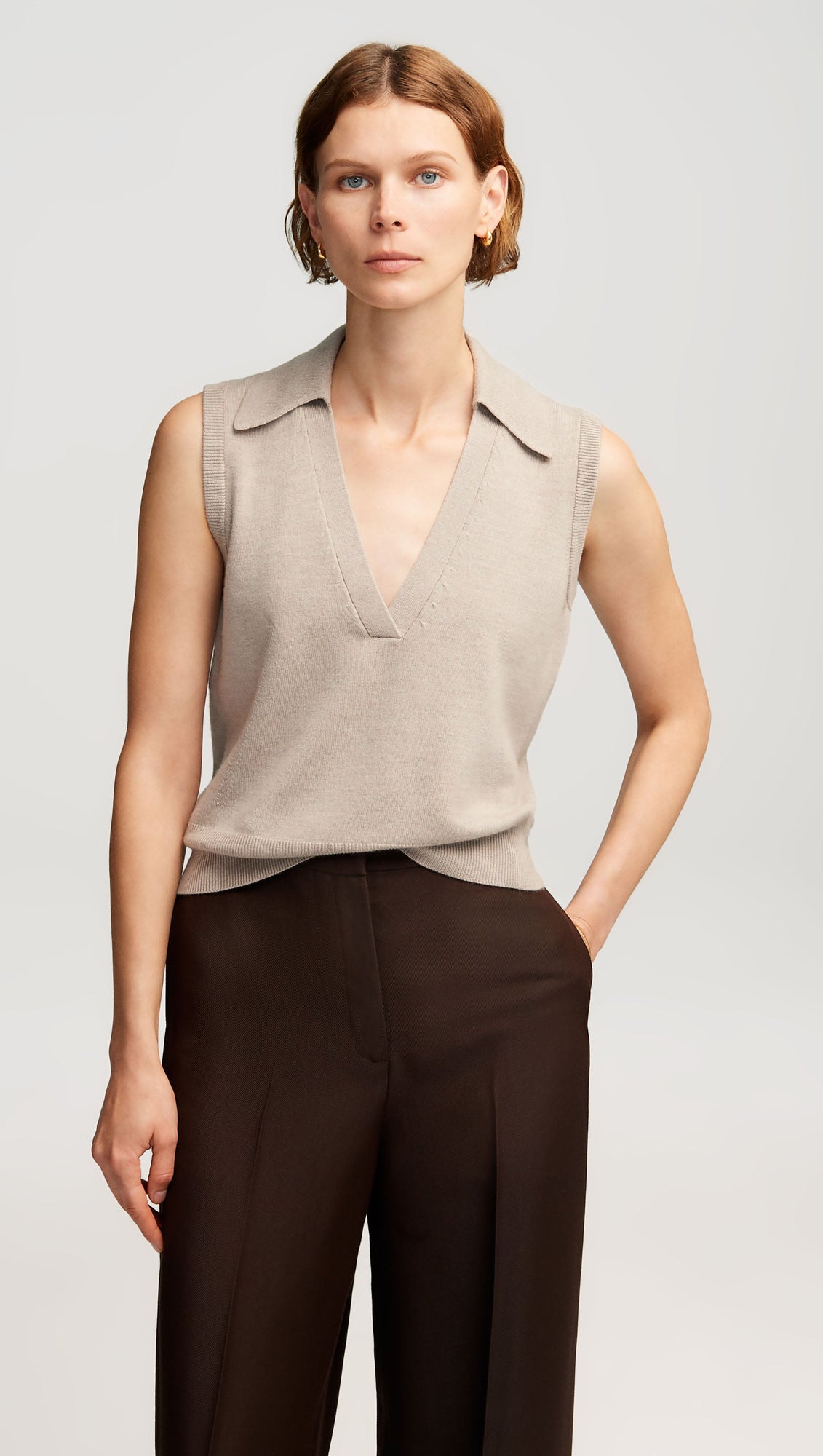 Collared Sleeveless Knit in Merino Wool | Beige