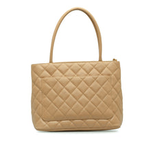 Chanel | Pre-Owned Caviar Medallion Tote - III | Brown/Beige