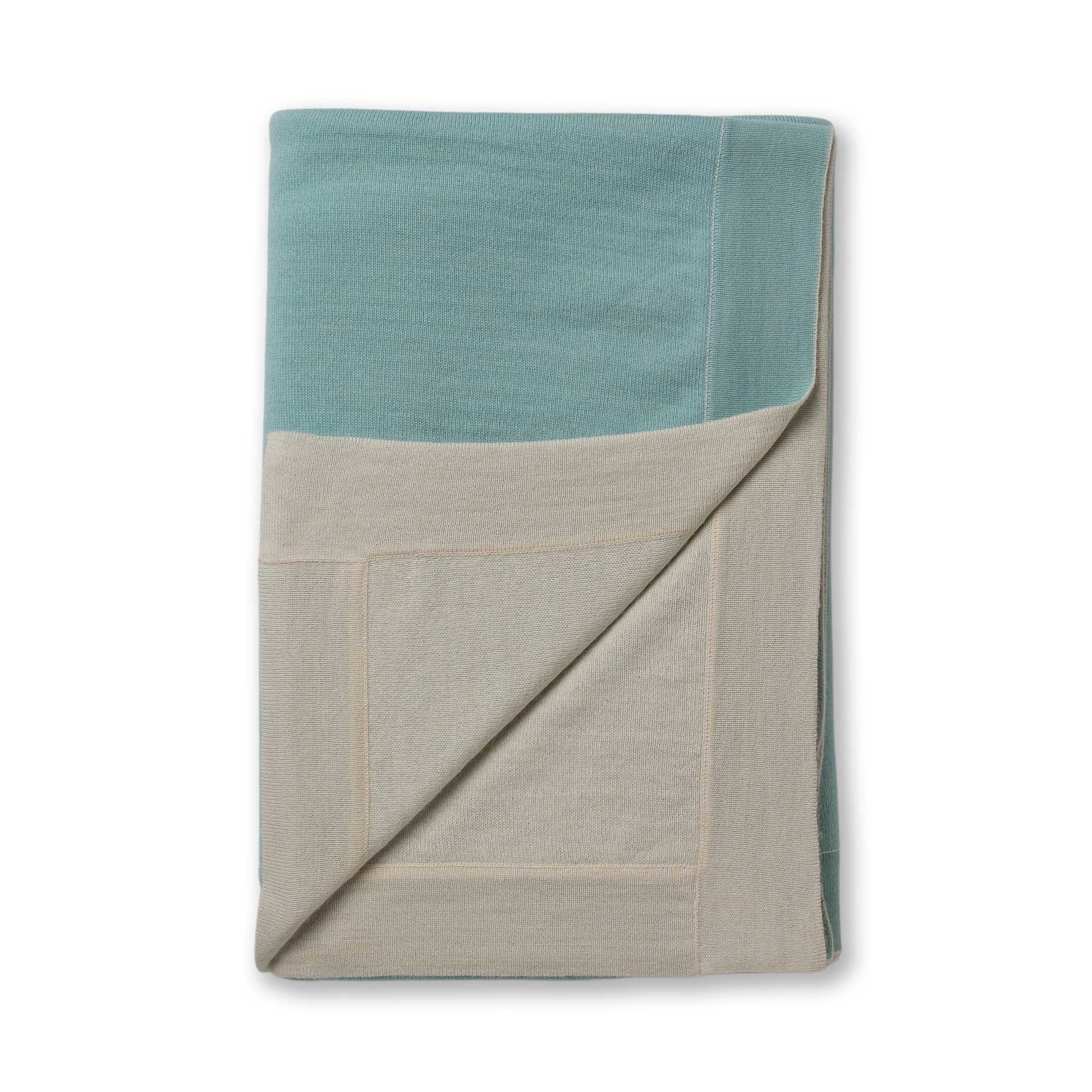 Home | Tokyo Bed Blanket | Ivory / Aqua