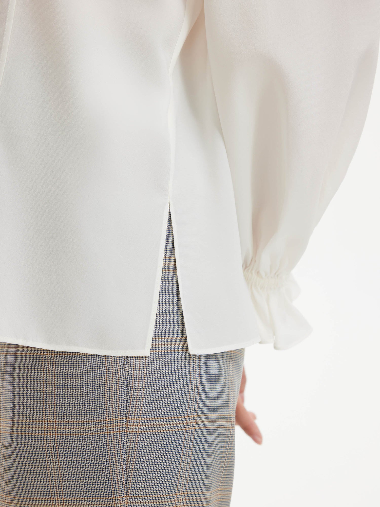Silk Pleated Sleeve Shirt | White