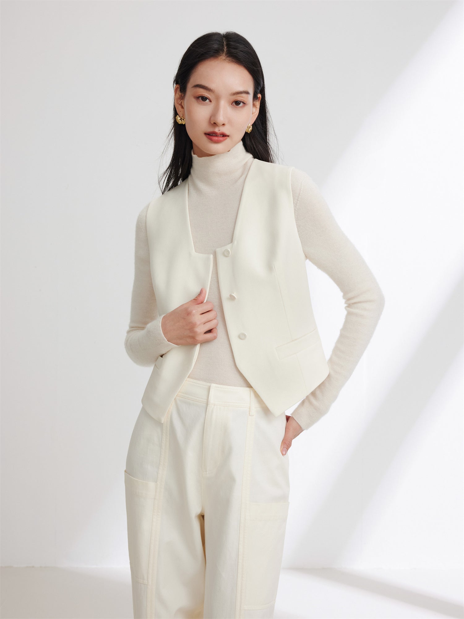 Vest | White