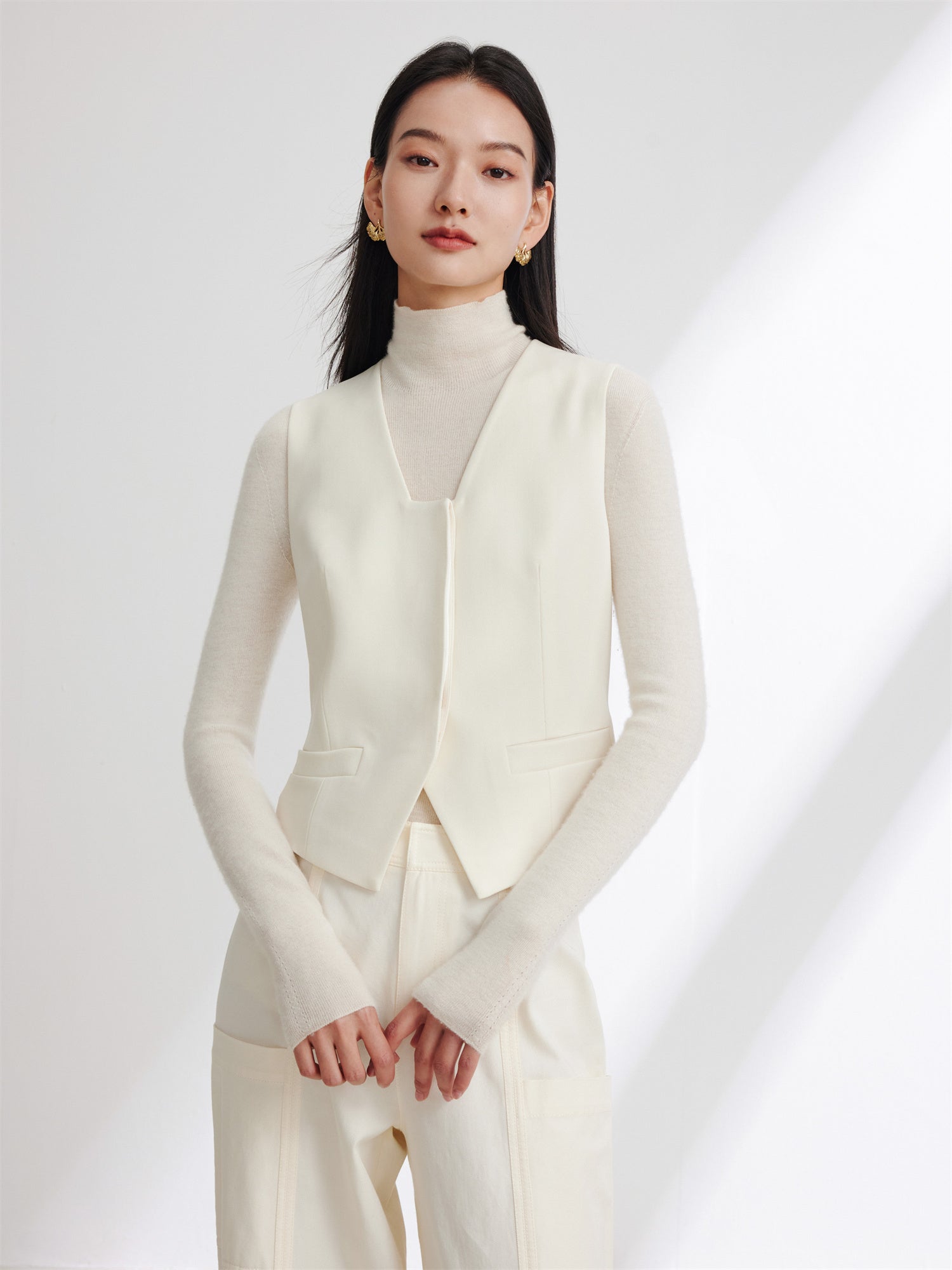 Vest | White