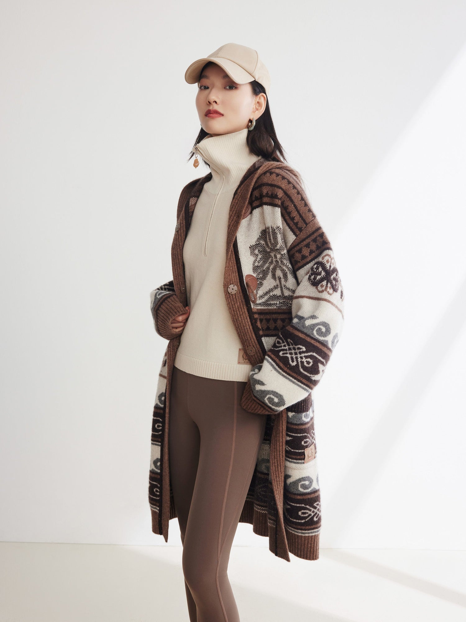 Long Hooded Sweater | Brown