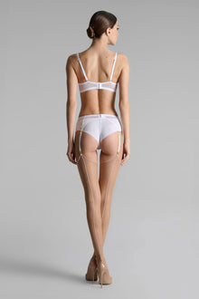 Cut And Curled Back Seamed Stockings - 20D | White