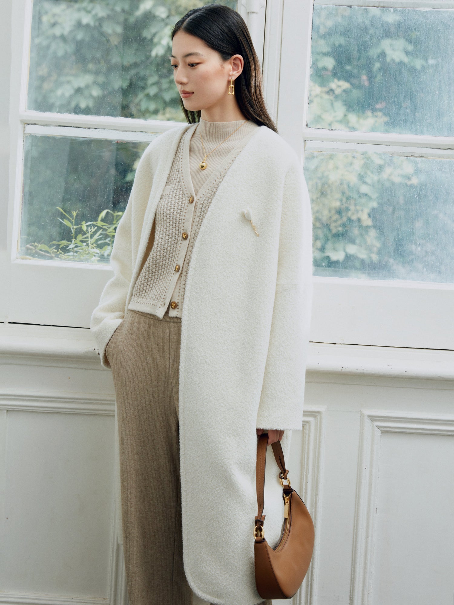 Yaming Sheep Wool Coat Jacket | White