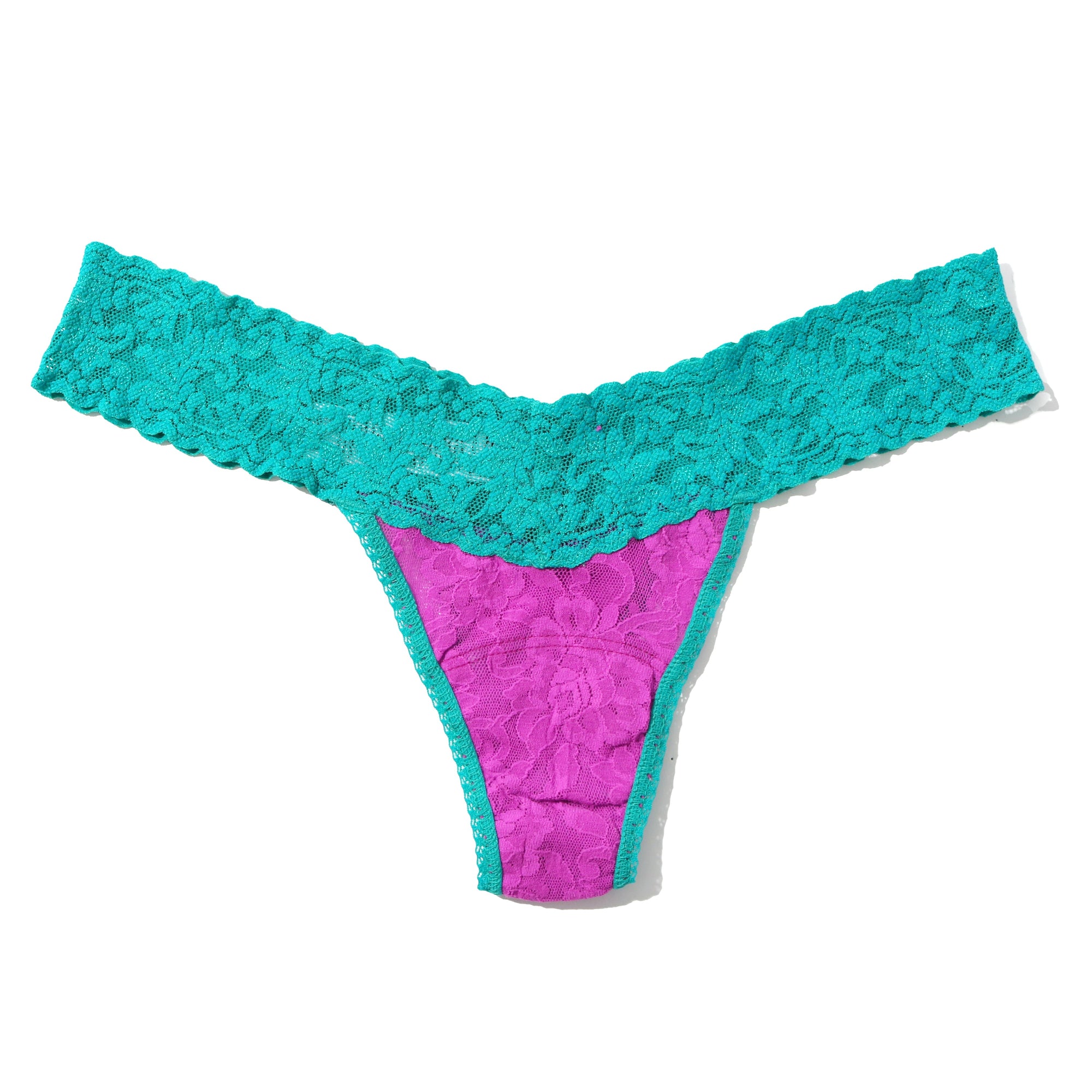 Signature Lace Low Rise Thong | Schf x Vtqg