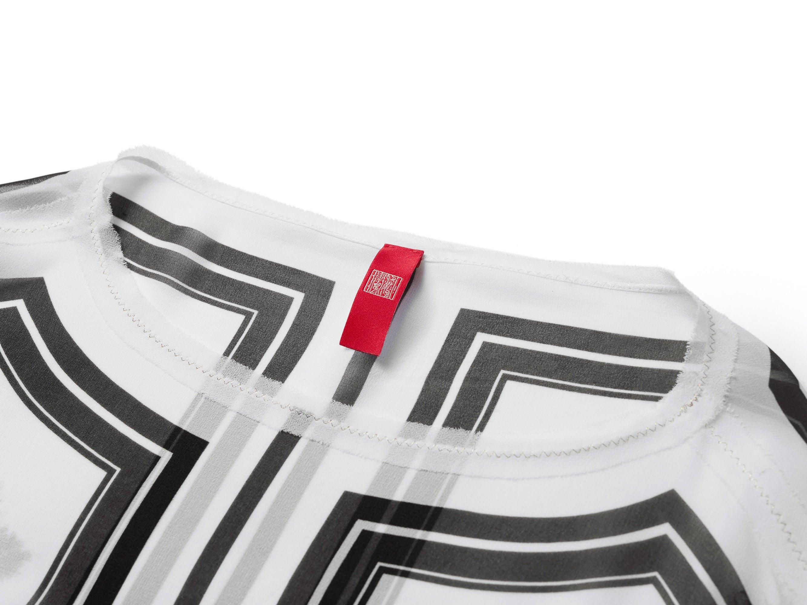 Neo-Chinese Chinese Style Printed Round Neck Silk Shirt | White