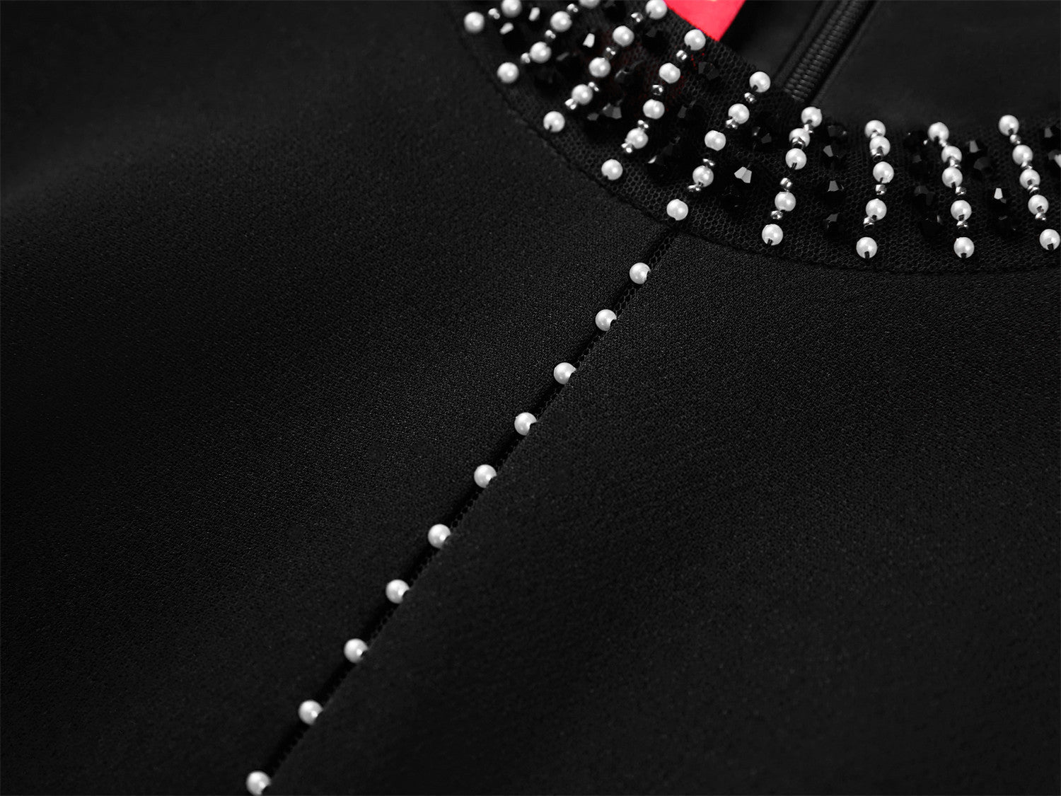 Waist-Fitted Dress | Black