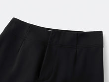 Slim-Leg Pants | Black