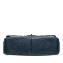 Chanel | Pre-Owned Jumbo Classic Caviar Double Flap | Blue