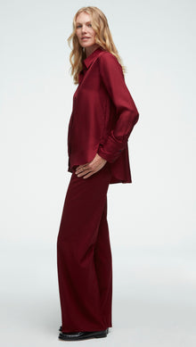 Slim Blouse in Silk Twill | Merlot