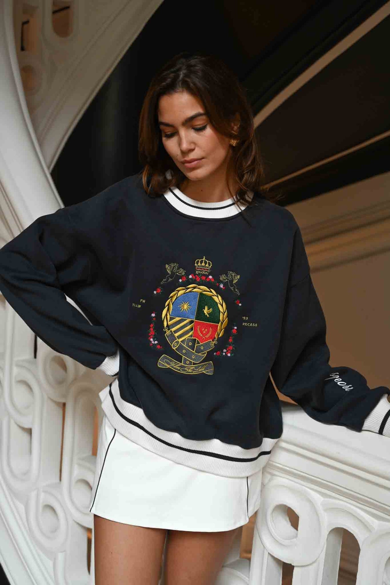 Herald Crest Sweatshirt | Navy