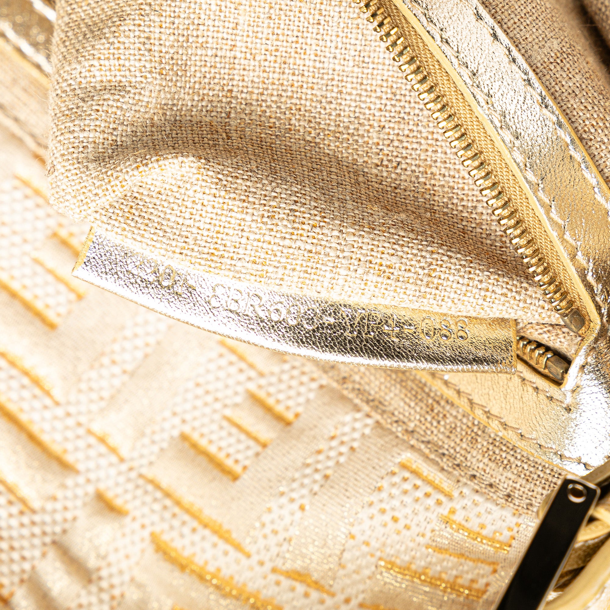 Fendi | Pre-Owned Zucca Metallic Lurex Baguette | Gold