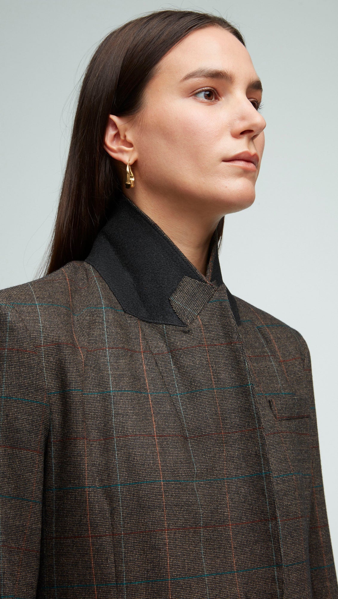 Double-Breasted Blazer in Wool Plaid | Black/Beige Multi