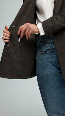 Double-Breasted Blazer in Wool Plaid | Black/Beige Multi