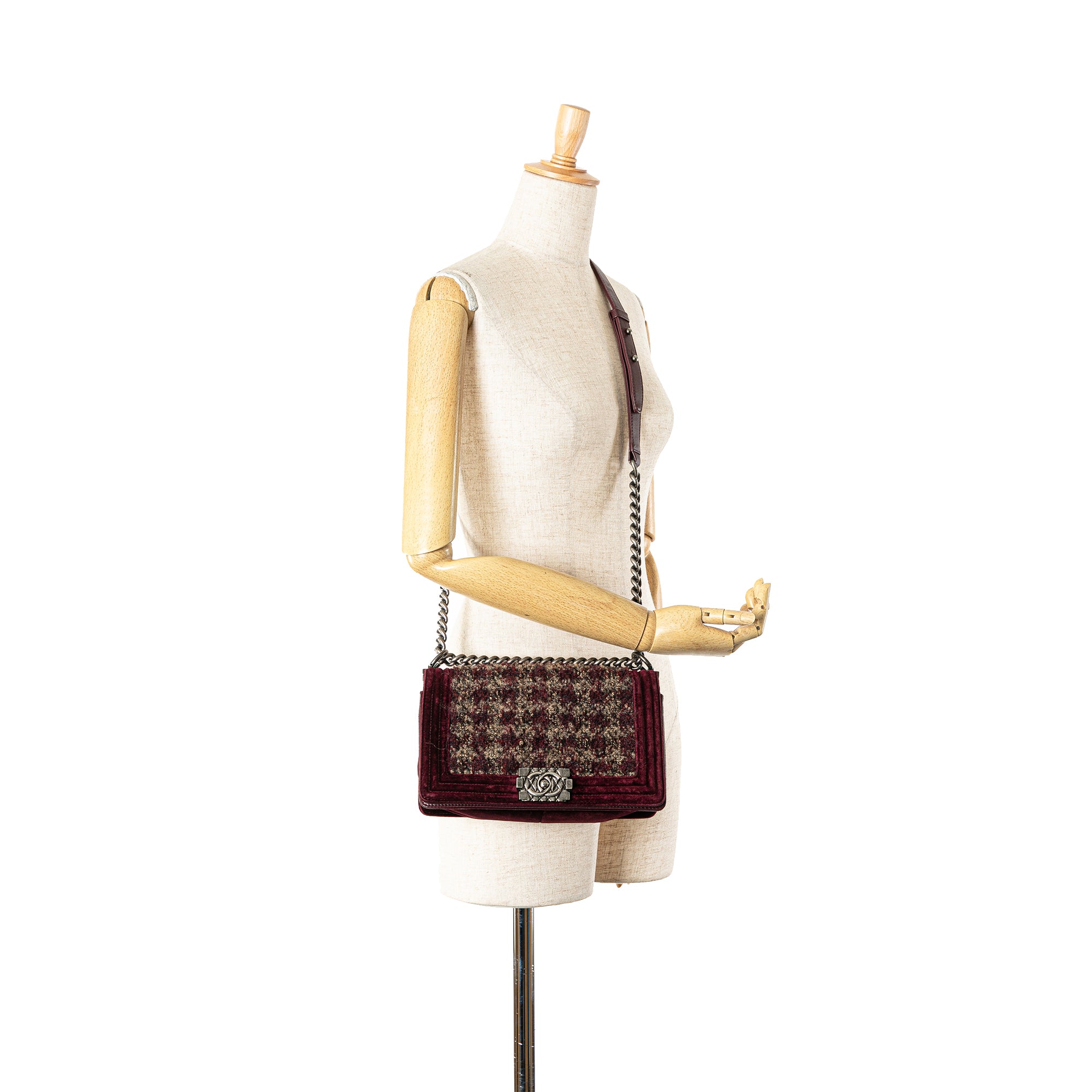 Chanel | Pre-Owned Old Medium Velvet and Tweed Boy Flap - II | Red/Burgundy