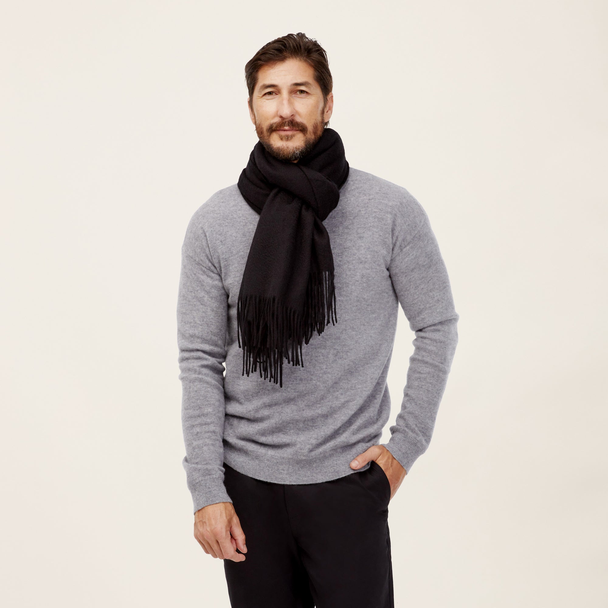 Unisex | Cleo Oversized Cashmere Scarf | Black