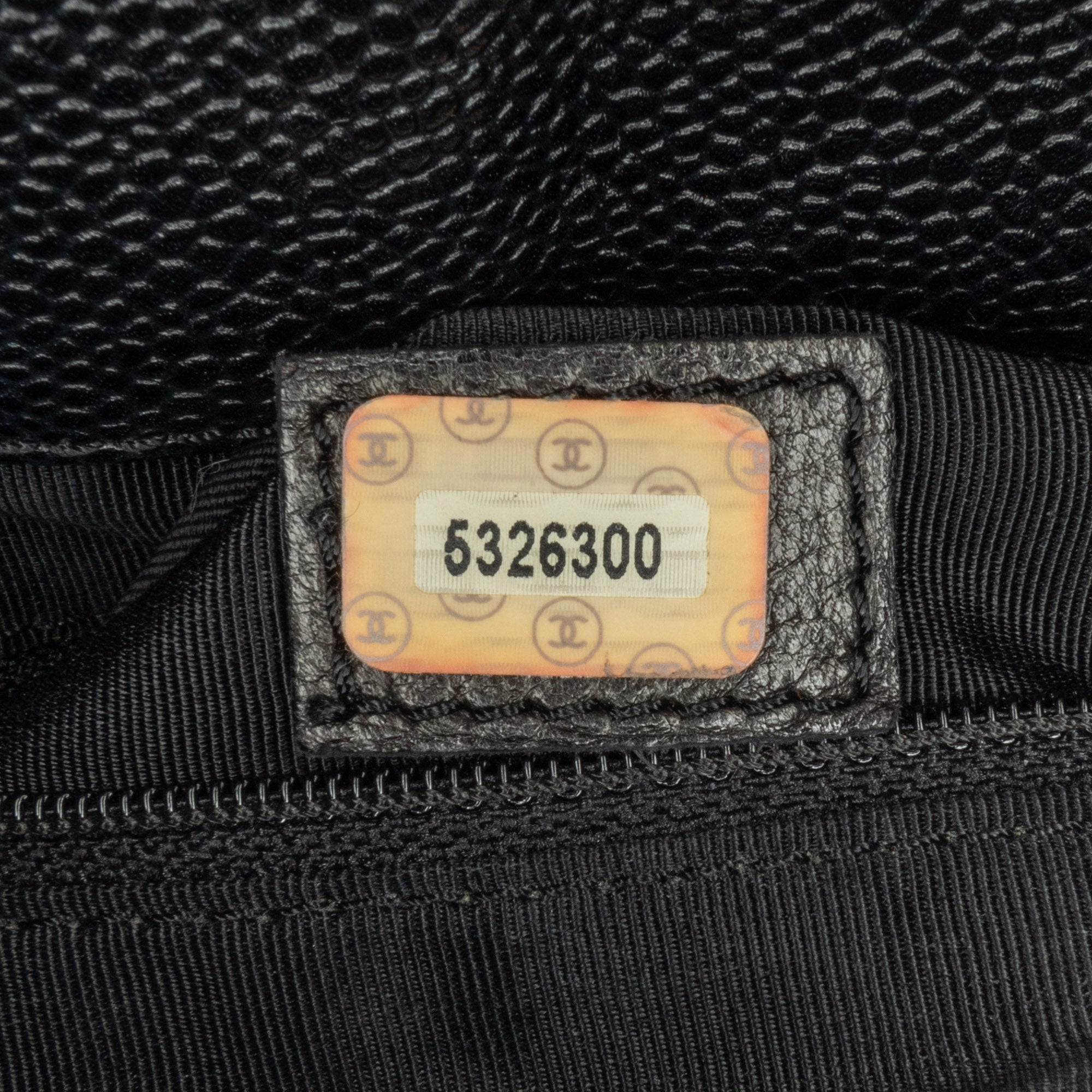 Chanel | Pre-Owned CC Caviar Leather Tote - II | Black