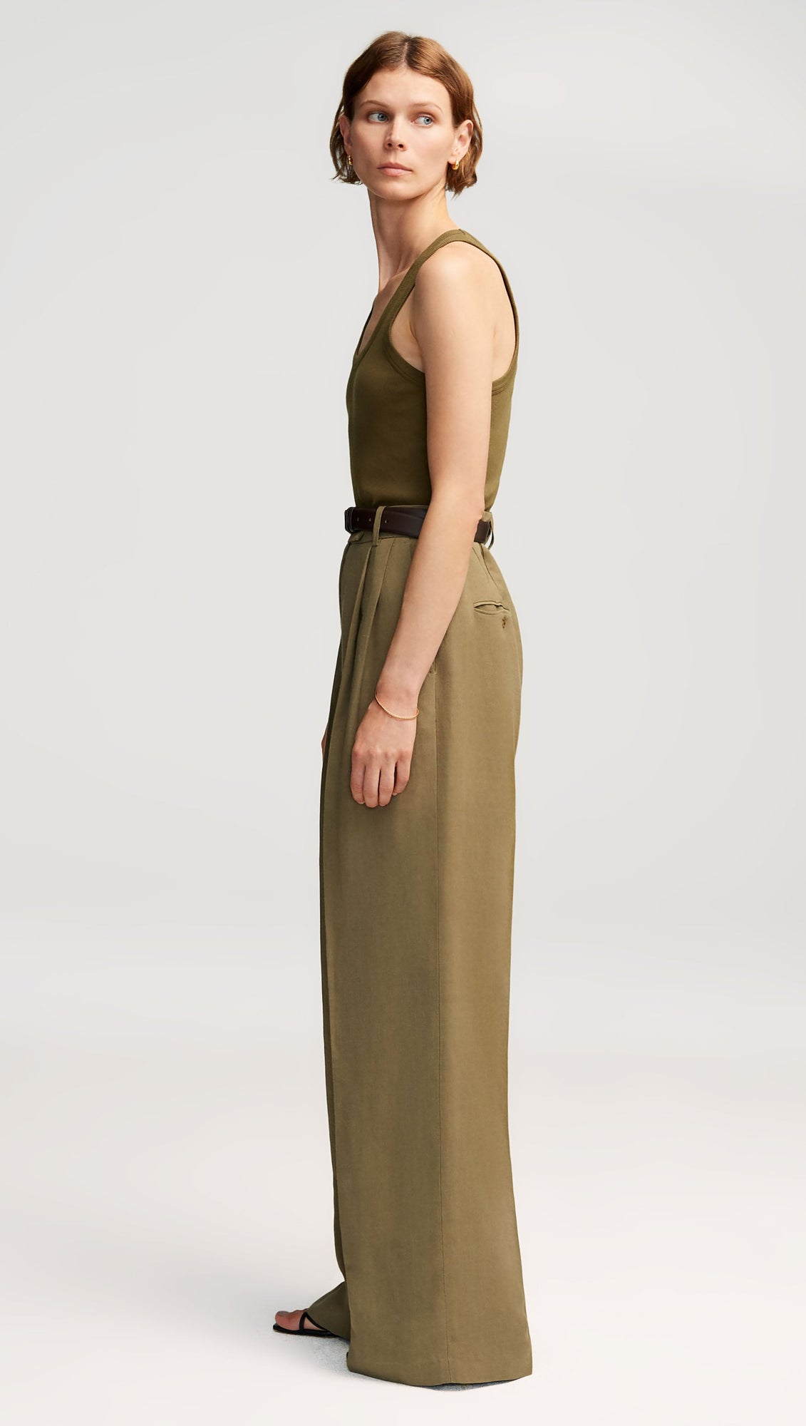 Pleated Trouser in Viscose Linen Twill | Khaki Green