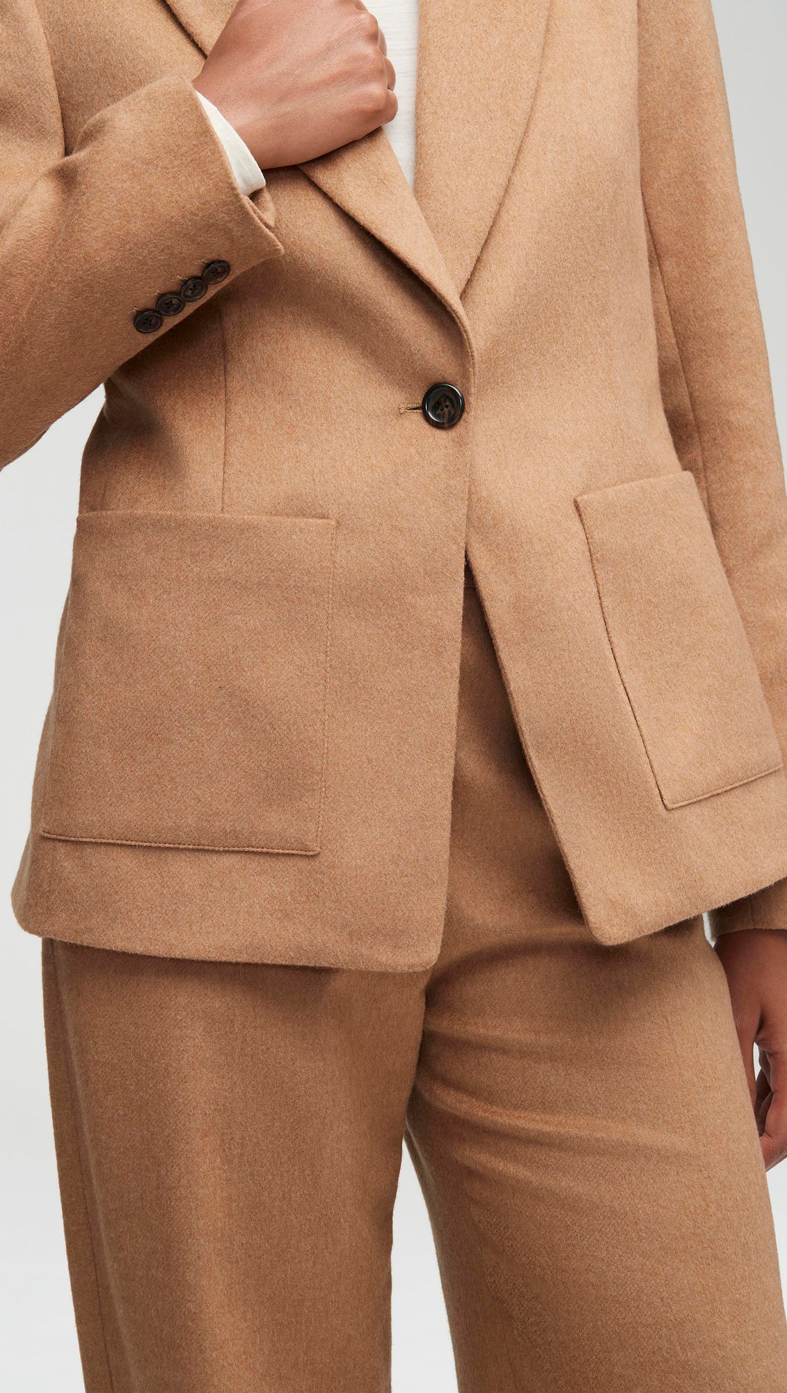 Patch Pocket Blazer in Textured Wool | Camel