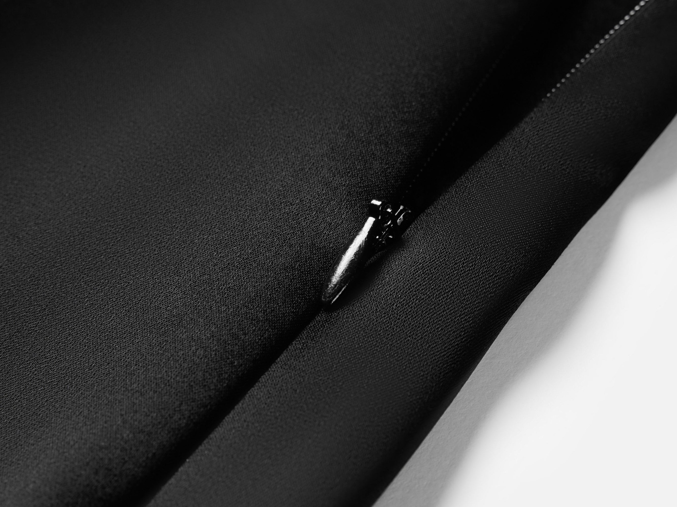 Triacetate Satin Midi Skirt | Black