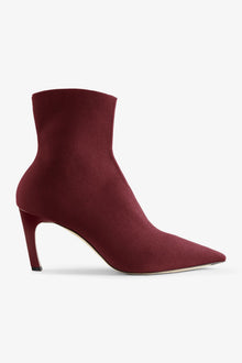 Packshot image of the Lana Boot—3D Knit in Burgundy | Grid Hover