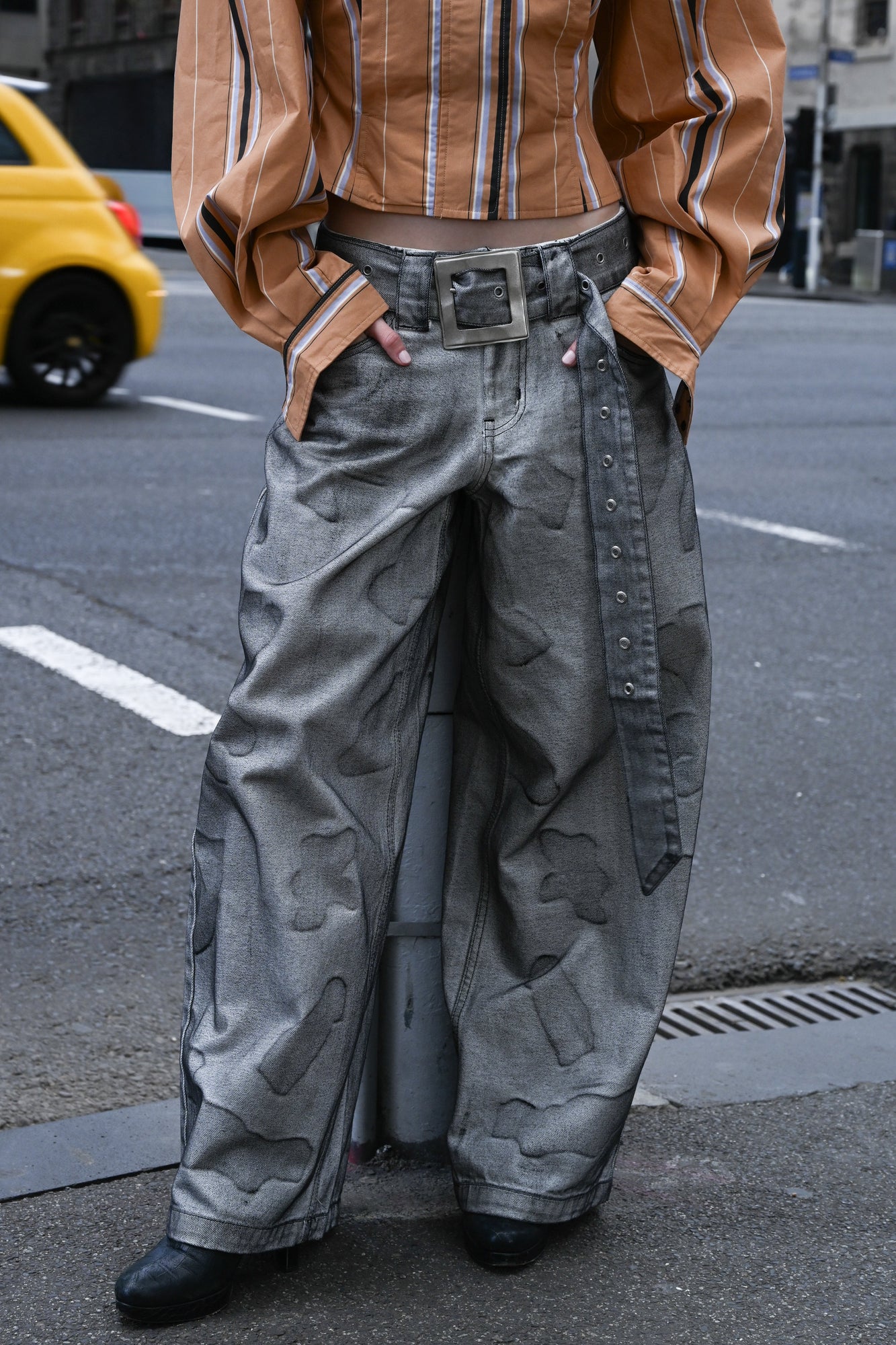 Faria Belted Jeans | Grey