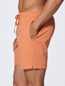 Mens | Crossover 7in Slim-Fit Short | Adobe