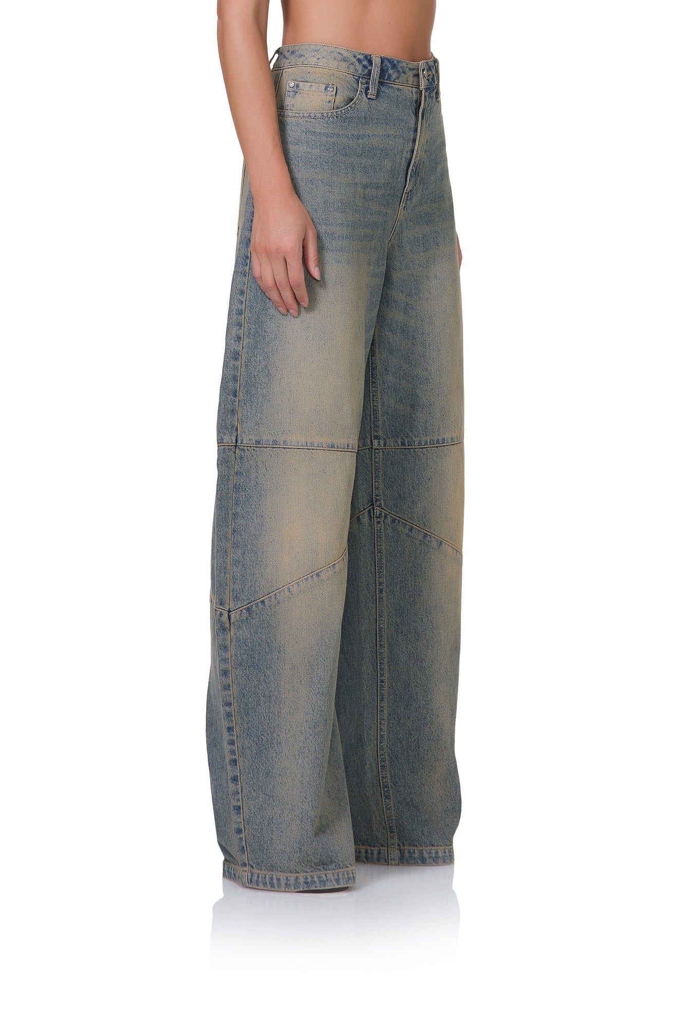 women's mid rise barrel shaped jean in tinted grunge wash