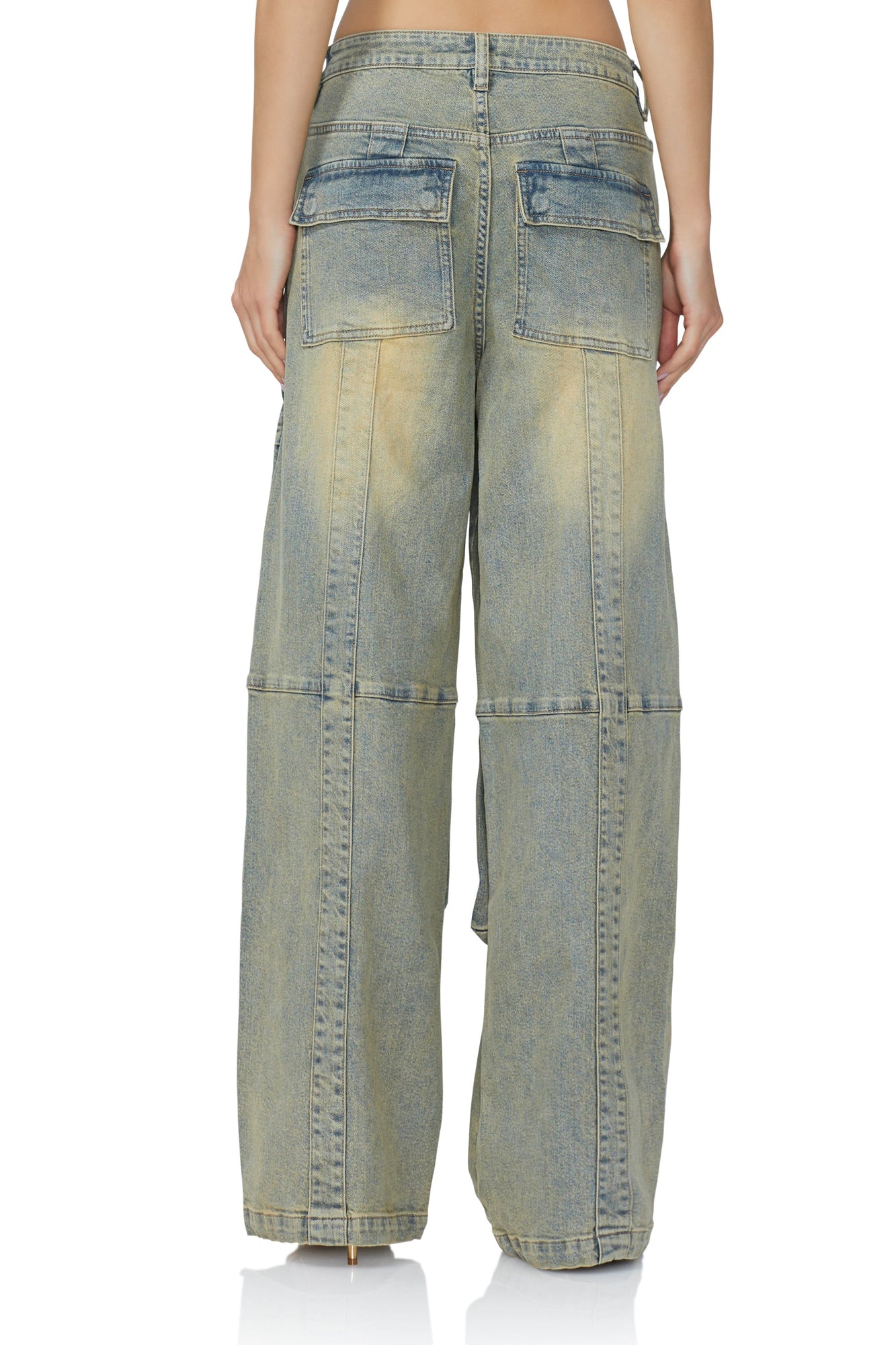 women's low rise wide leg cargo denim in mellow tint wash