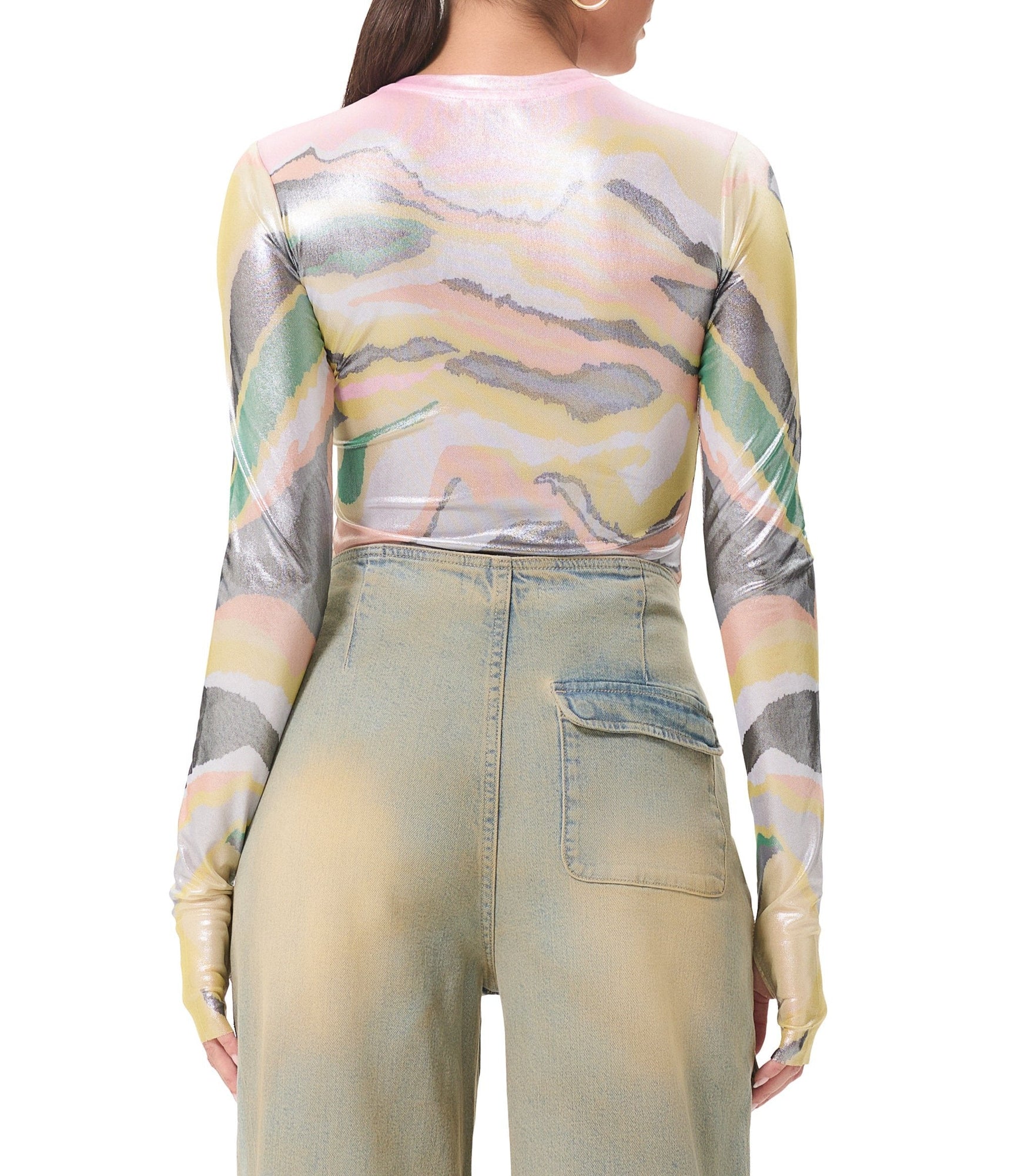 Kaylee Metallic Top | Soft Linear Abstract