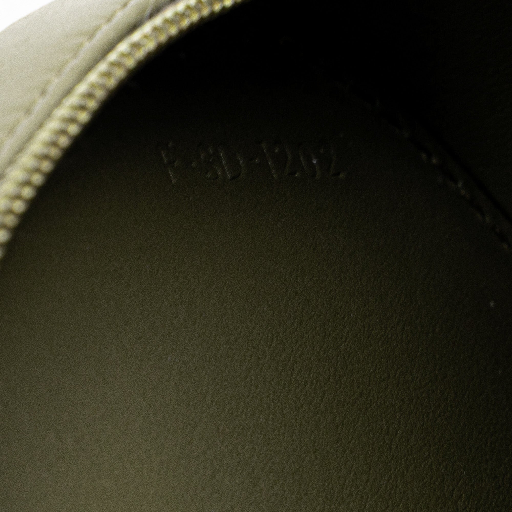 Celine | Pre-Owned Small Calfskin Cuir Triomphe Oval Crossbody | Green/Olive Green