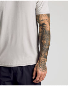 Active Crew Neck Tee | Light Heather Gray