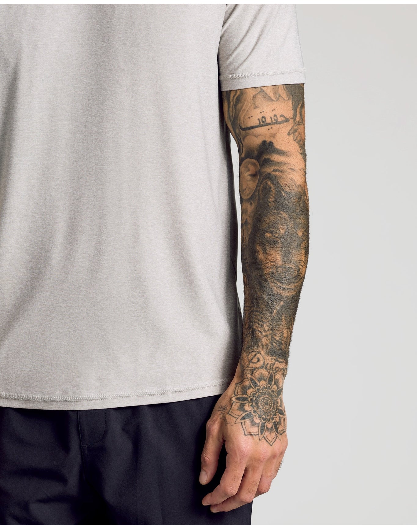 Active Crew Neck Tee | Light Heather Gray