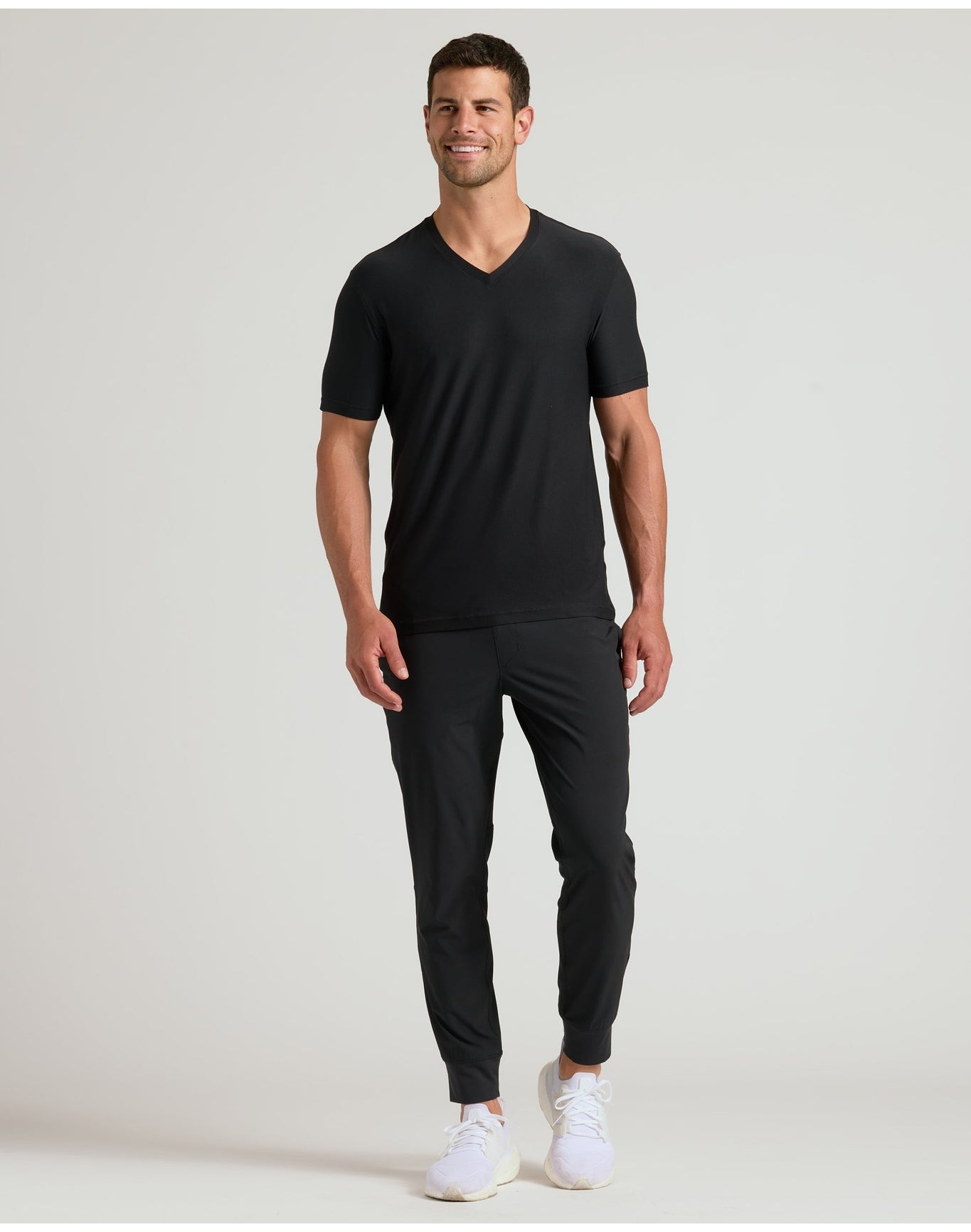 Active V-Neck | Black