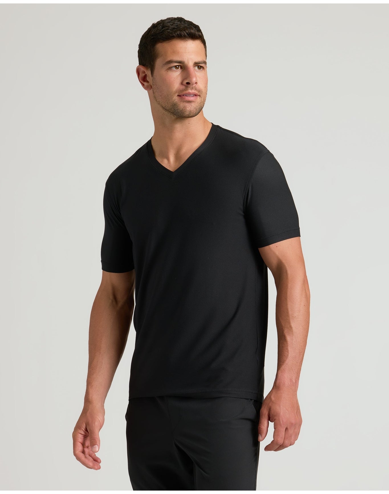 Active V-Neck | Black