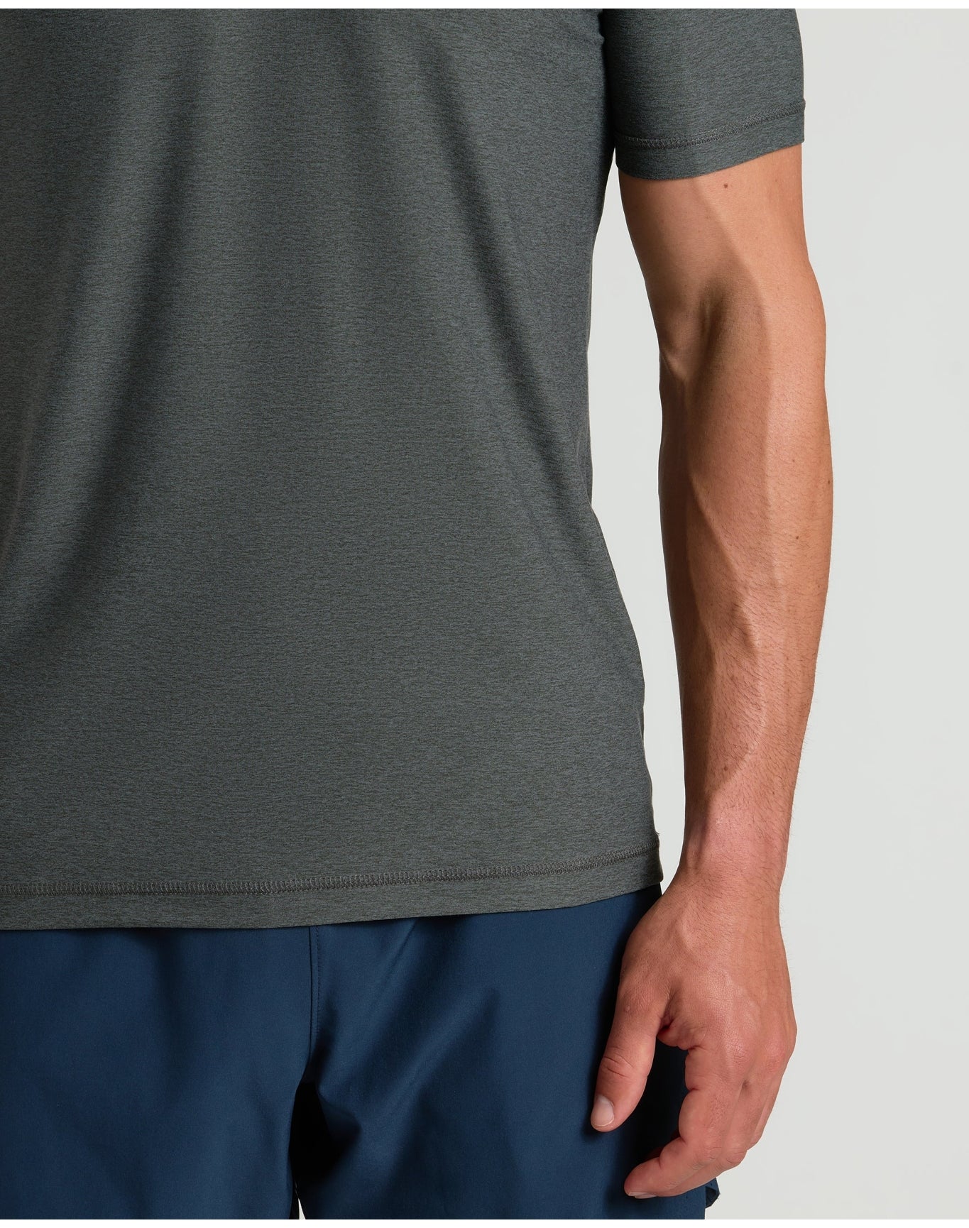 Active V-Neck | Charcoal Heather Gray