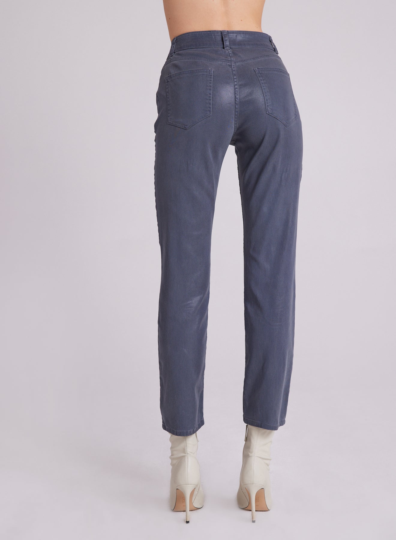 Lennon - Straight Leg Jean - Frosted Blue