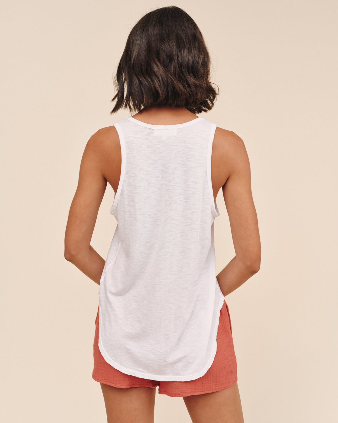 Sleeveless Scoop Neck Tank | White