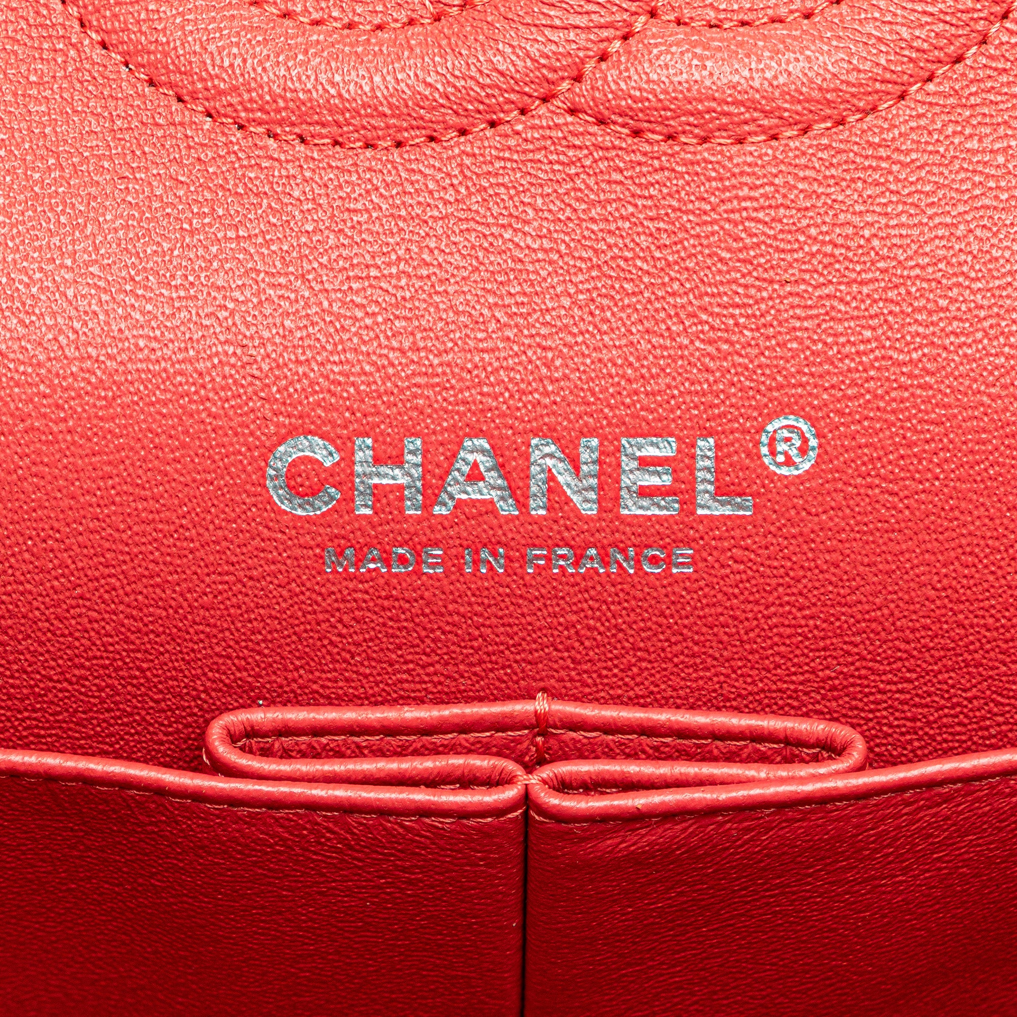 Chanel | Pre-Owned Medium Classic Caviar Double Flap | Pink/Strawberry