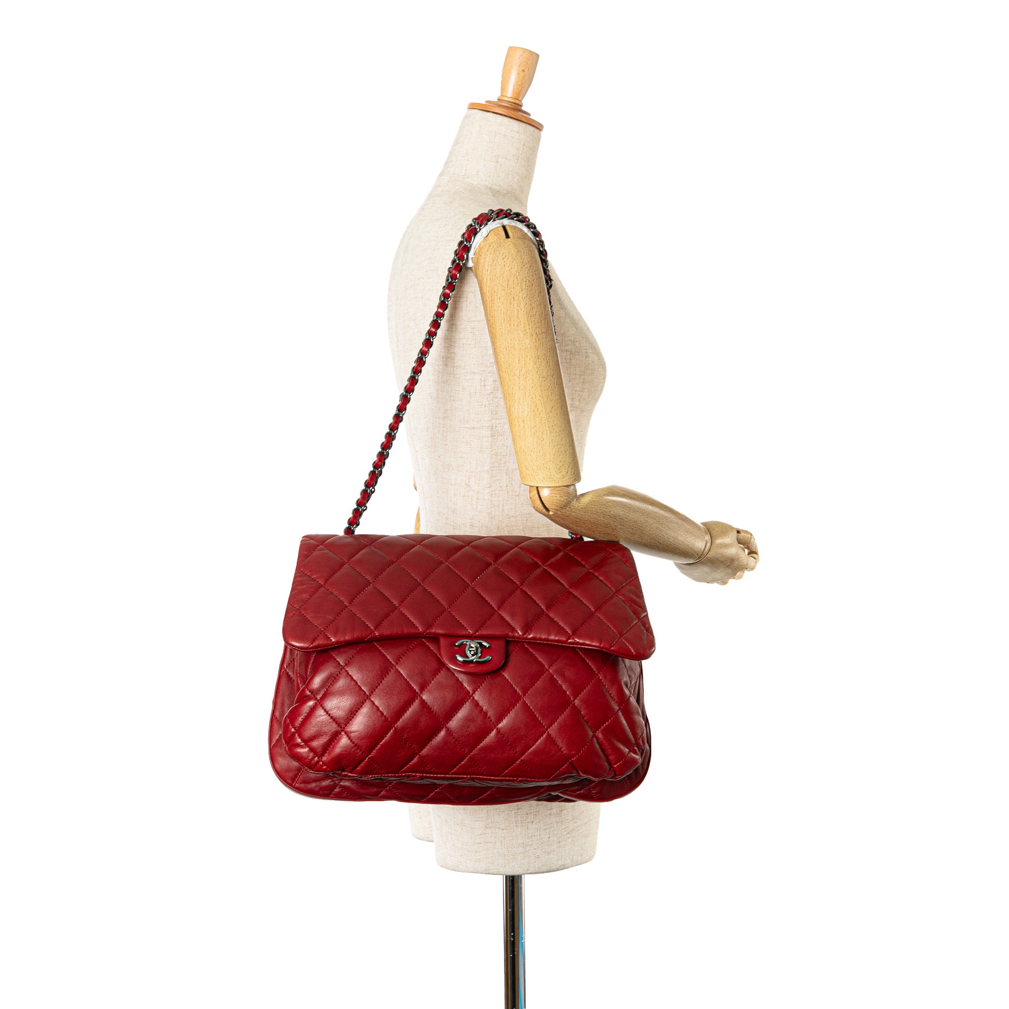 Chanel | Pre-Owned Maxi Lambskin 3 Accordion Flap | Red