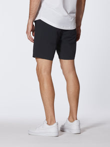 Mens | AO Slim-Fit Versaknit Hybrid Hybrid Short | Black