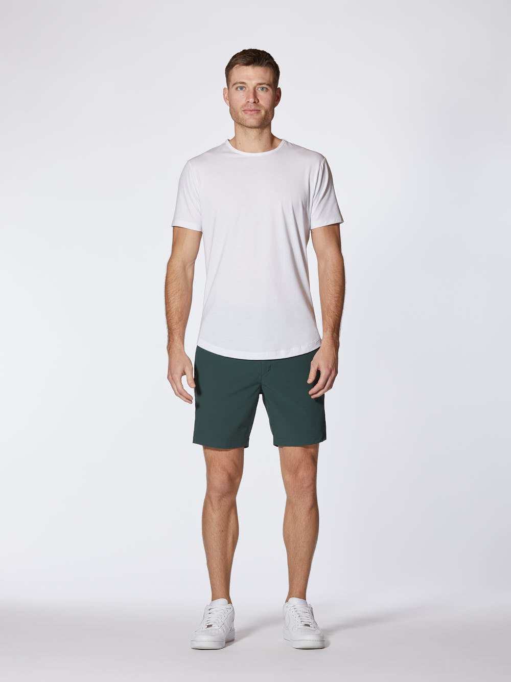 Mens | AO Slim-Fit Versaknit Hybrid Short | Bonsai