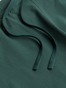 Mens | 7in Crossover Slim-Fit Short | Bonsai