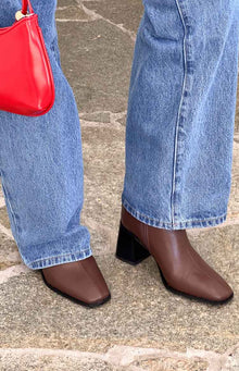 Billini Svea Ankle Boots | Brunette