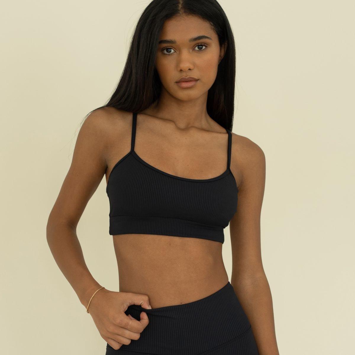 Simple Sport Top | Black Rib